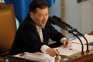 Lži, výkřiky, nesmysly, reagoval Okamura na pirátský návrh na jeho odvolání - Novinky